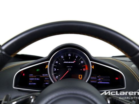 Used 2015 McLaren 650S Spider image 15