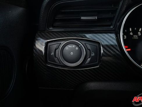 Used 2019 Ford Mustang Shelby GT350 w/ Technology Package image 72