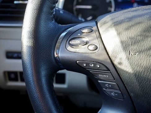 Used 2023 Nissan Murano SL image 23