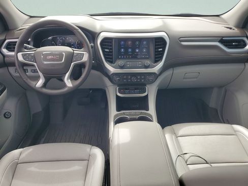Used 2023 GMC Acadia SLT w/ Technology Package AWD/4WD image 11