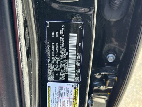 Used 2025 Lexus NX 250 AWD w/ Premium Package image 40