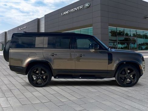 New 2026 Land Rover Defender 130 X-Dynamic SE AWD/4WD image 6