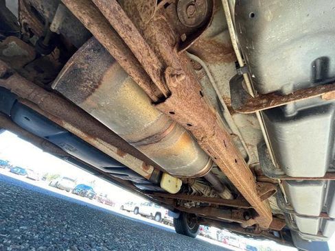 Used 2007 Chevrolet Suburban LS AWD/4WD image 17
