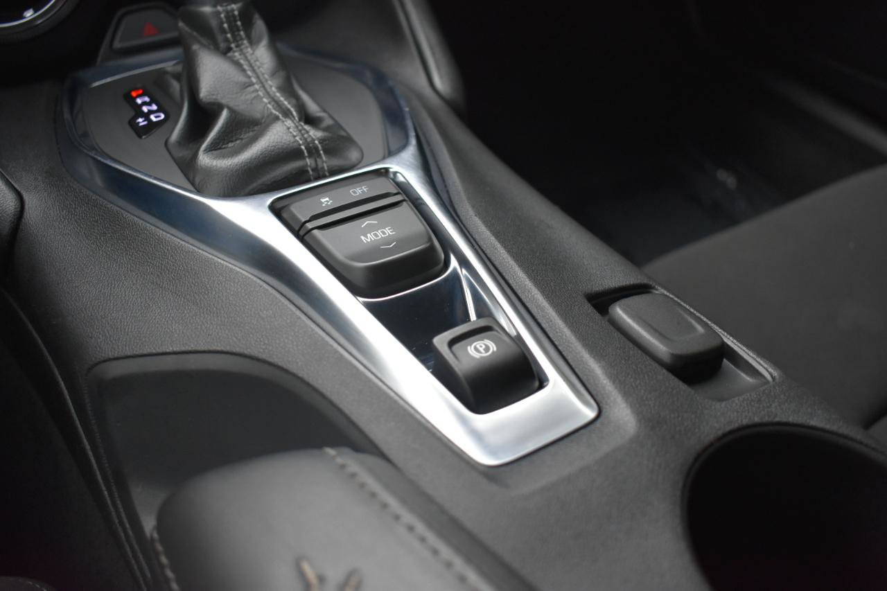 Used 2021 Chevrolet Camaro LT w/ RS Package RWD image 29