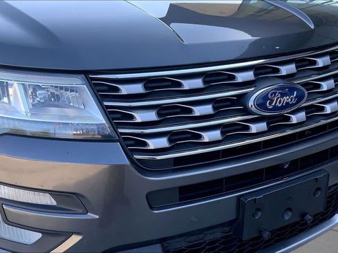 Used 2016 Ford Explorer Limited FWD image 32