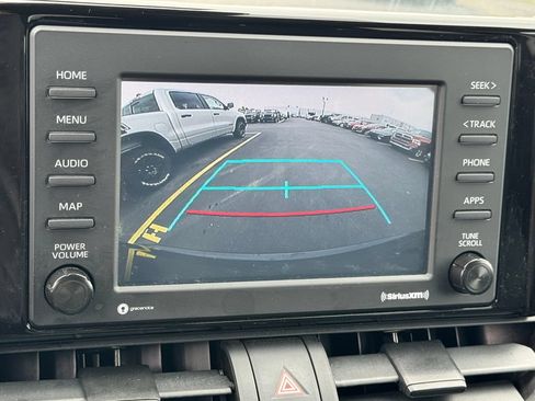 Used 2021 Toyota RAV4 LE AWD/4WD image 31