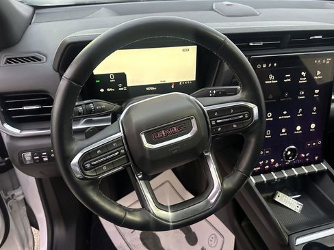 Used 2025 GMC Terrain Elevation image 19