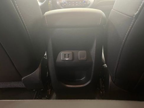 Used 2022 GMC Canyon Elevation w/ Elevation Premium Package image 24