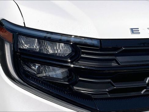 Certified 2025 Ford Expedition Max Active RWD image 29
