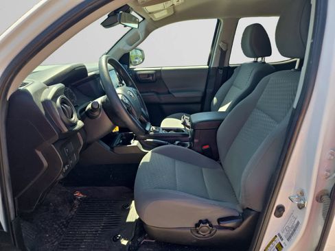 Used 2023 Toyota Tacoma SR image 9
