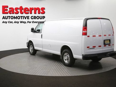 Used 2021 Chevrolet Express 2500 RWD image 61