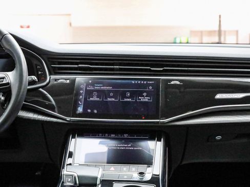 Certified 2022 Audi Q8 Premium Plus image 15