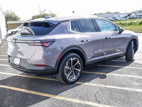 New 2026 Chevrolet Equinox EV LT image 6