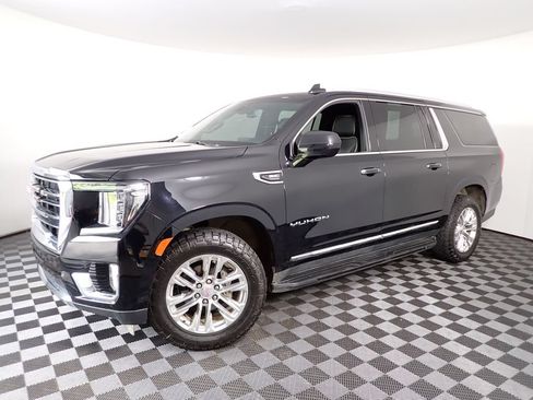 Used 2021 GMC Yukon XL SLT AWD/4WD image 11