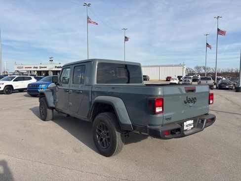 New 2026 Jeep Gladiator Sport image 5