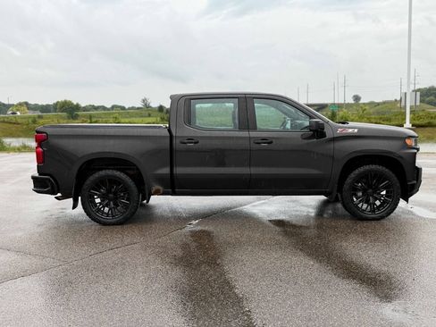 Used 2021 Chevrolet Silverado 1500 W/T w/ Z71 Off-Road Package AWD/4WD image 4
