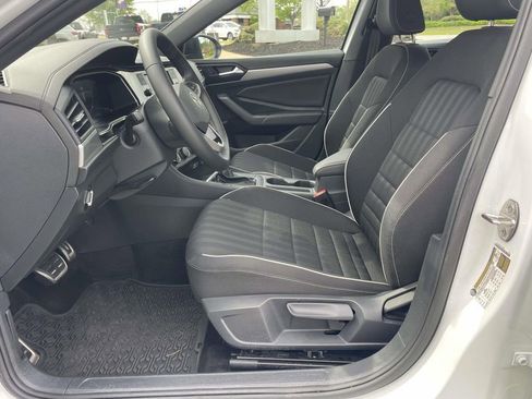 Certified 2024 Volkswagen Jetta Sport FWD image 12