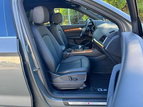 Certified 2023 Audi Q5 2.0T Premium w/ Convenience Package image 13