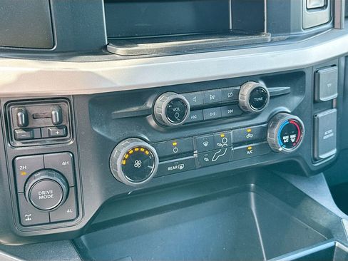 Used 2024 Ford F250 XLT w/ FX4 Off-Road Package AWD/4WD image 16