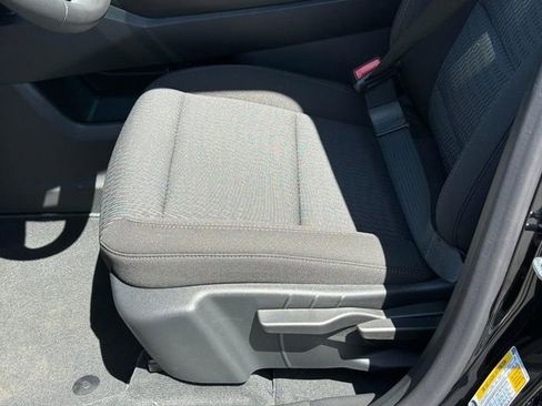 New 2026 Chevrolet Equinox LT FWD image 12