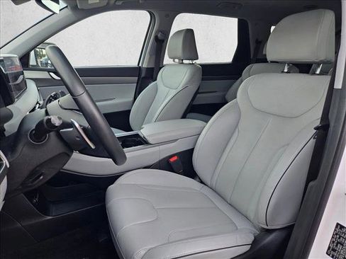 Used 2025 Hyundai Palisade SEL image 16