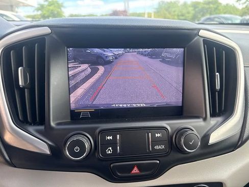 Used 2019 GMC Terrain SLT w/ Preferred Package AWD/4WD image 19