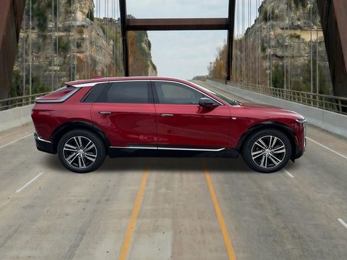 New 2026 Cadillac Lyriq Luxury RWD image 12