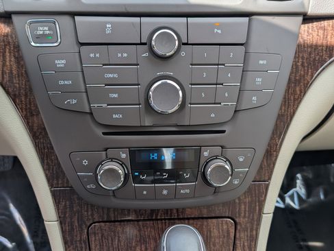 Used 2012 Buick Regal Premium FWD image 23