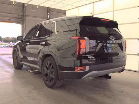 Used 2022 Hyundai Palisade SEL w/ 8P Bench Seat Package FWD image 3