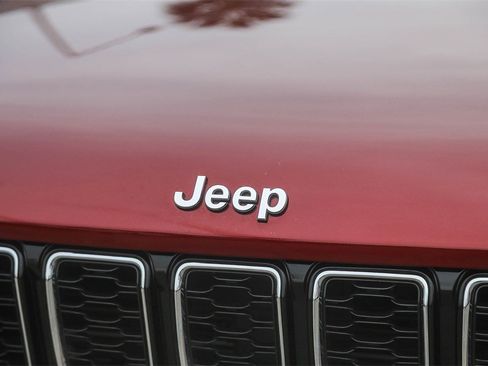 Used 2021 Jeep Grand Cherokee L Limited image 5