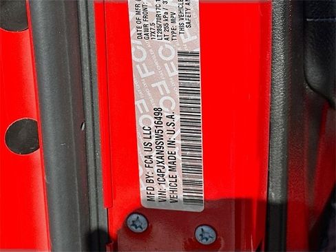 Certified 2025 Jeep Wrangler Sport image 29