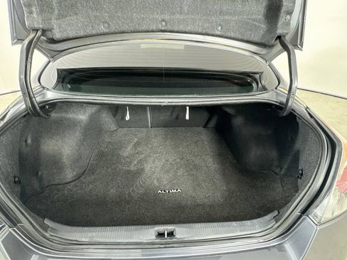Used 2012 Nissan Altima 3.5 SR w/ Sport Pkg FWD image 30