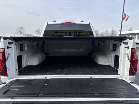 Used 2025 Ford F150 XLT w/ Equipment Group 302A MID image 33