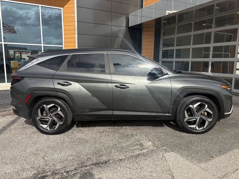 Used 2022 Hyundai Tucson SEL w/ Convenience + Premium Package FWD image 2