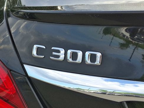 Used 2015 Mercedes-Benz C 300 4MATIC Sedan image 30