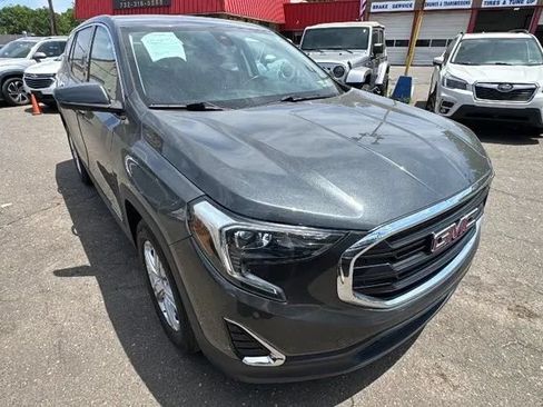 Used 2020 GMC Terrain SLE FWD image 3