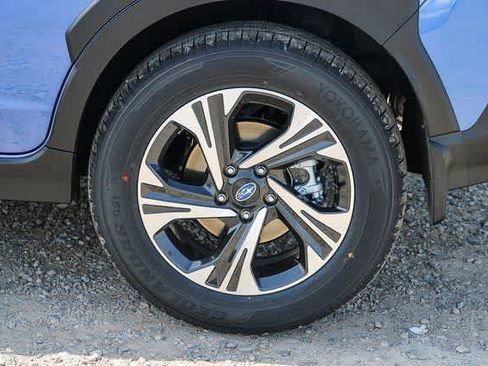 Certified 2025 Subaru Crosstrek 2.5i Premium AWD/4WD image 11