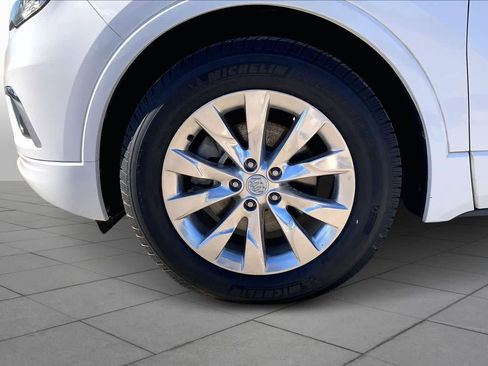 Used 2018 Buick Envision Essence image 10