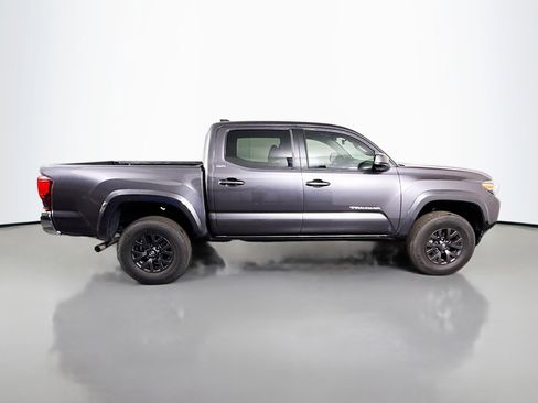 Used 2023 Toyota Tacoma SR image 11