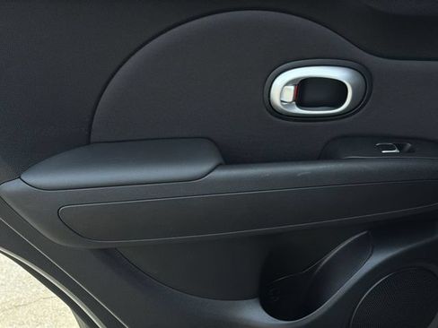 Used 2017 Kia Soul w/ Convenience Package FWD image 20