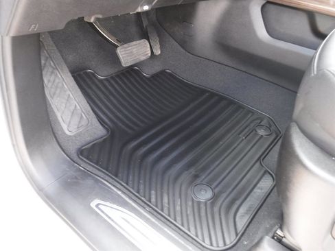 Used 2022 Chevrolet Silverado 1500 RST w/ Convenience Package II image 15