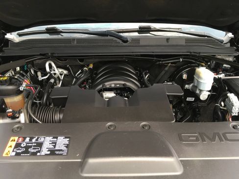 Used 2020 GMC Yukon XL Denali AWD/4WD image 13