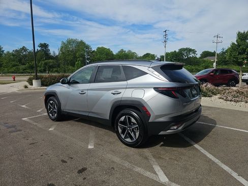Certified 2025 Hyundai Tucson SEL AWD/4WD image 3