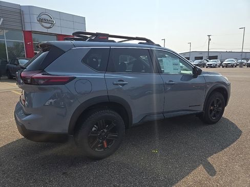 New 2026 Nissan Rogue SV image 7