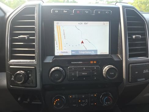 Used 2020 Ford F250 XLT w/ XLT Premium Package AWD/4WD image 10