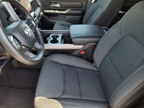 New 2026 RAM 1500 Express AWD/4WD image 15