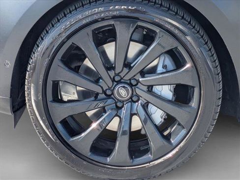 Certified 2023 Land Rover Range Rover SE image 27