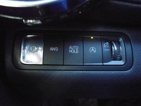 New 2026 Chevrolet Equinox LT w/ Convenience Package II image 17