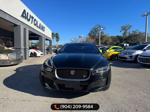 Used 2018 Jaguar XE S image 2