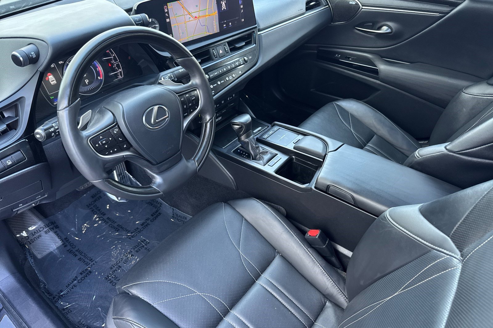 Used 2022 Lexus ES 350 w/ Accessory Package FWD image 4